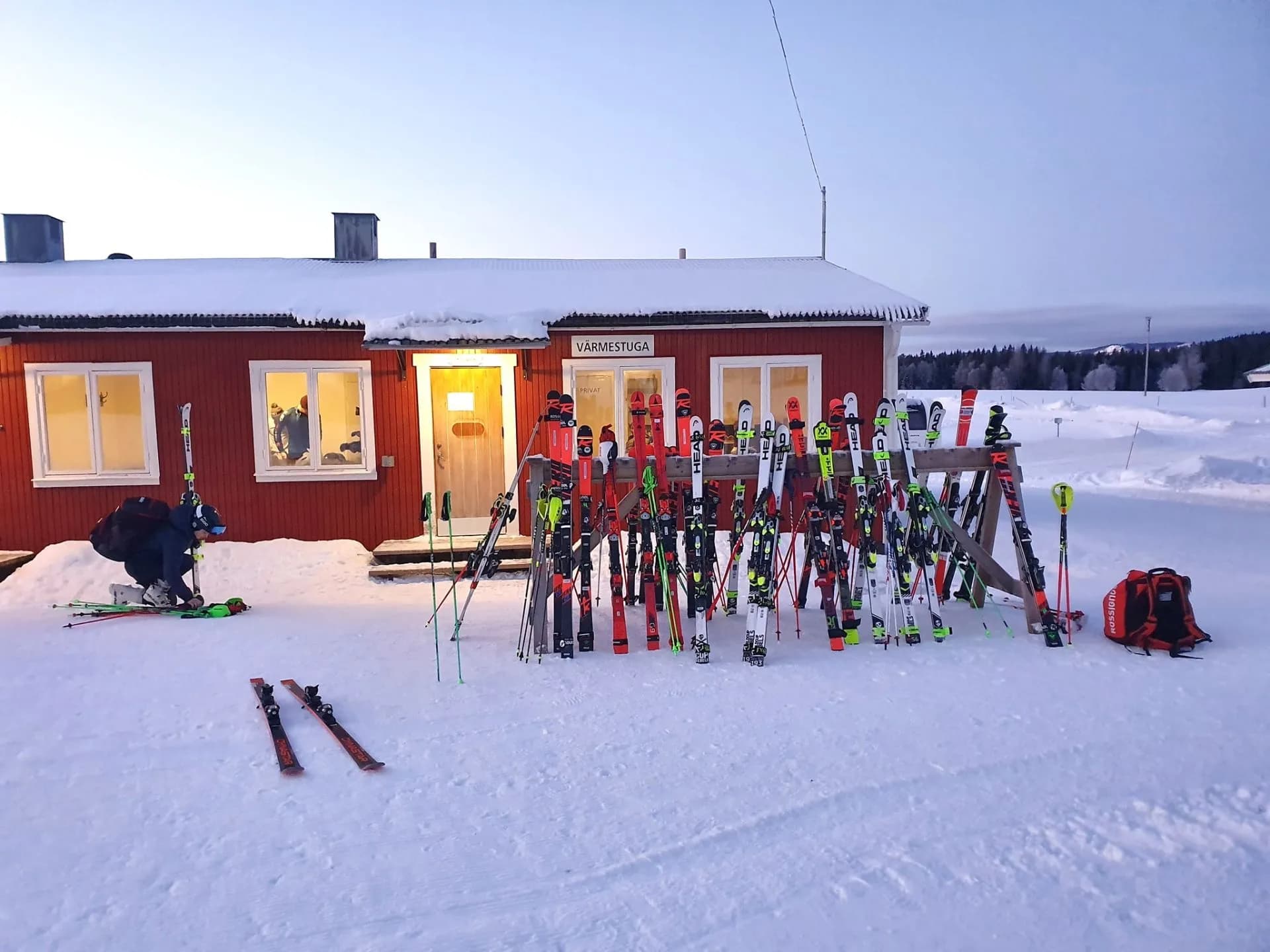 Program för säsongpremiär den 20e december